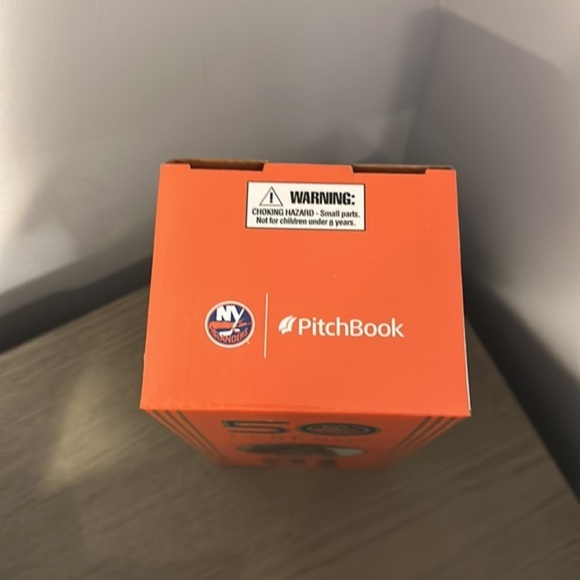 BRAND NEW IN BOX! New York Islanders Butch Goring 50th anniversary BobbleHead - Picture 5 of 7